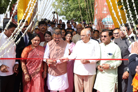 सीएम भूपेंद्र पटेल ने अहमदाबाद इंटरनेशनल बुक फेस्टिवल और फूड फॉर थॉट फेस्ट 2025 का किया शुभारंभ