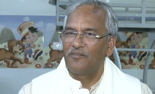 बिहार में भारी बहुमत के साथ एनडीए सरकार बनाएगा त्रिवेंद्र सिंह रावत