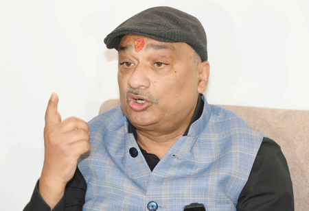 सुनील सिंह ने चुनाव आयोग से कहा, आप ईमानदारी से मतगणना कराइए सुनील सिंह ने चुनाव आयोग से कहा, आप ईमानदारी से मतगणना कराइए