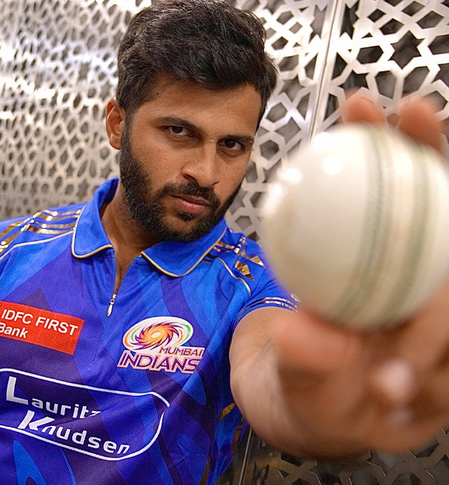 आईपीएल 2026 एलएसजी छोड़ मुंबई इंडियंस से जुड़े शार्दुल ठाकुर