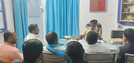 सहरसा में मतगणना को लेकर पुलिस अलर्ट, शांति बनाए रखने के लिए जनप्रतिनिधियों संग बैठक