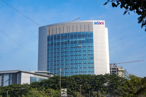 अदाणी ग्रुप असम के दो एनर्जी प्रोजेक्ट्स में 63,000 करोड़ रुपए निवेश करेगा, हजारों नौकरियां पैदा होंगी अदाणी ग्रुप असम के दो एनर्जी प्रोजेक्ट्स में 63,000 करोड़ रुपए निवेश करेगा, हजारों नौकरियां पैदा होंगी