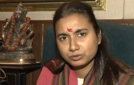 10वीं बार मुख्यमंत्री पद की शपथ लेंगे नीतीश कुमार  सांसद शांभवी चौधरी