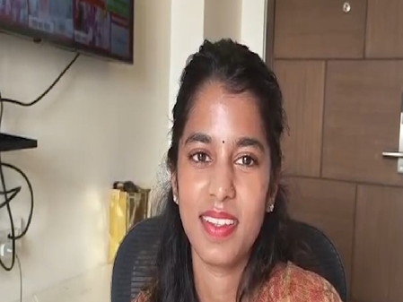 ये जनता की जीत, अलीनगर विधानसभा क्षेत्र में मिली बढ़त के बाद मैथिली ठाकुर ने दी प्रतिक्रिया