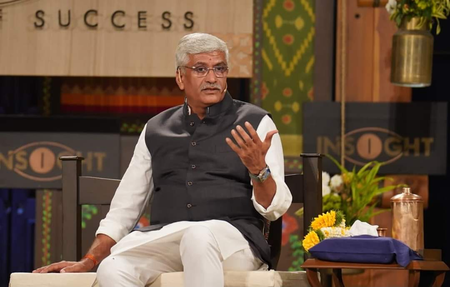 केंद्रीय मंत्री गजेंद्र शेखावत में नौगाम पुलिस स्टेशन में हुए विस्फोट को बताया दुर्भाग्यपूर्ण, बोले-एजेंसियां अलर्ट पर थीं केंद्रीय मंत्री गजेंद्र शेखावत में नौगाम पुलिस स्टेशन में हुए विस्फोट को बताया दुर्भाग्यपूर्ण, बोले-एजेंसियां अलर्ट पर थीं