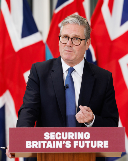 यूके ने ग्लोबल हेल्थ फंड में की 15 फीसदी कटौती, स्वास्थ्य संगठन बोले-अफ्रीकी देशों पर पड़ेगा असर यूके ने ग्लोबल हेल्थ फंड में की 15 फीसदी कटौती, स्वास्थ्य संगठन बोले-अफ्रीकी देशों पर पड़ेगा असर