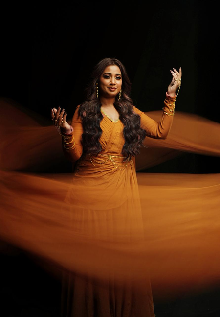 <div>Shreya Ghoshal announces her 'The Unstoppable Tour', calls it a celebration of her journey so far</div>