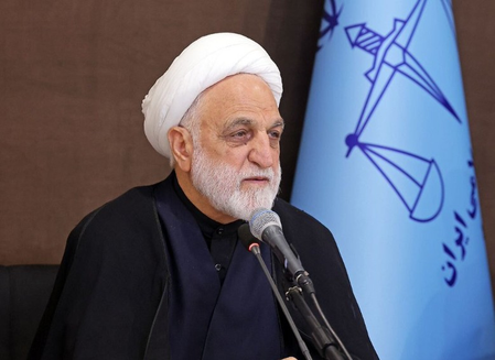 ईरान में अनिवार्य हिजाब लागू कराने को लेकर मुहिम तेज, विदेशी लिंक की जांच के आदेश ईरान में अनिवार्य हिजाब लागू कराने को लेकर मुहिम तेज, विदेशी लिंक की जांच के आदेश