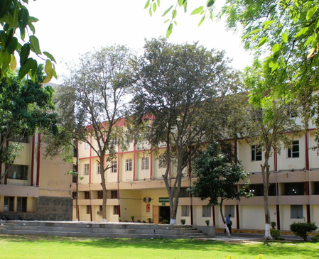 दिल्ली ब्लास्ट के बाद से एक्शन मोड में पुलिस, अल-फलाह यूनिवर्सिटी के खिलाफ दो मामले दर्ज दिल्ली ब्लास्ट के बाद से एक्शन मोड में पुलिस, अल-फलाह यूनिवर्सिटी के खिलाफ दो मामले दर्ज