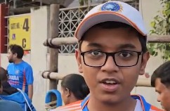 कोलकाता टेस्ट में उमड़ी भीड़, दर्शकों ने साझा किए अपने अनुभव कोलकाता टेस्ट में उमड़ी भीड़, दर्शकों ने साझा किए अपने अनुभव