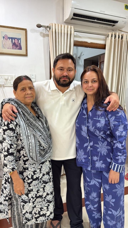 घर नहीं संभला तो बिहार कैसे संभालते, एनडीए नेताओं का तेजस्वी यादव पर साधा निशाना घर नहीं संभला तो बिहार कैसे संभालते, एनडीए नेताओं का तेजस्वी यादव पर साधा निशाना