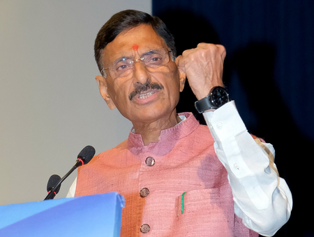 दुबई एयर शो में हिस्सा लेने यूएई जाएंगे रक्षा राज्य मंत्री संजय सेठ, कई अधिकारी भी होंगे शामिल दुबई एयर शो में हिस्सा लेने यूएई जाएंगे रक्षा राज्य मंत्री संजय सेठ, कई अधिकारी भी होंगे शामिल