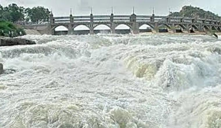 TN farmers reject K'taka Dy CM's assurance on Mekedatu dam, urge CM Stalin to ensure daily Cauvery release
