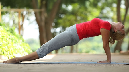 पूर्वोत्तानासन पीठ दर्द और तनाव से पाएं मुक्ति, शरीर बनेगा मजबूत पूर्वोत्तानासन पीठ दर्द और तनाव से पाएं मुक्ति, शरीर बनेगा मजबूत