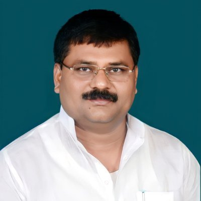 बहू, बेटी का सम्मान नहीं करने वाले प्रदेश सेवा करने की बात कर रहे हैं उमेश सिंह कुशवाहा बहू, बेटी का सम्मान नहीं करने वाले प्रदेश सेवा करने की बात कर रहे हैं उमेश सिंह कुशवाहा