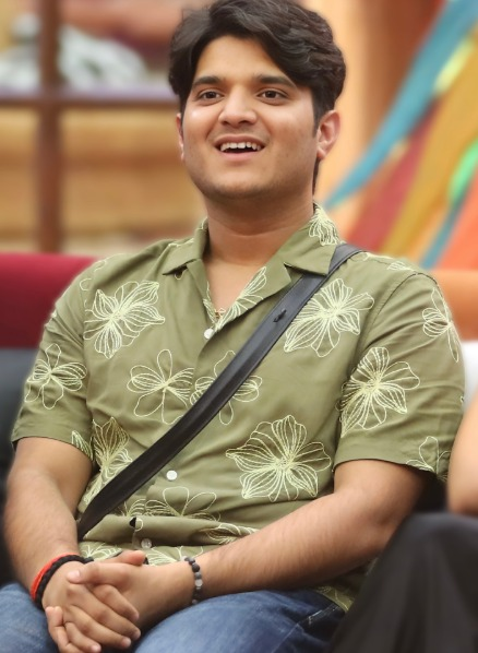 <div>BB 19: Mridul Tiwari calls Amaal Mallik 'double-headed', says 'he is not just dual-faced'</div>