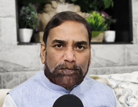 महबूबा के दिल्ली विस्फोट वाले बयान पर जदयू का पलटवार लोग ऐसे नेताओं के लिए लोकतंत्र के दरवाजे बंद कर देते हैं महबूबा के दिल्ली विस्फोट वाले बयान पर जदयू का पलटवार लोग ऐसे नेताओं के लिए लोकतंत्र के दरवाजे बंद कर देते हैं