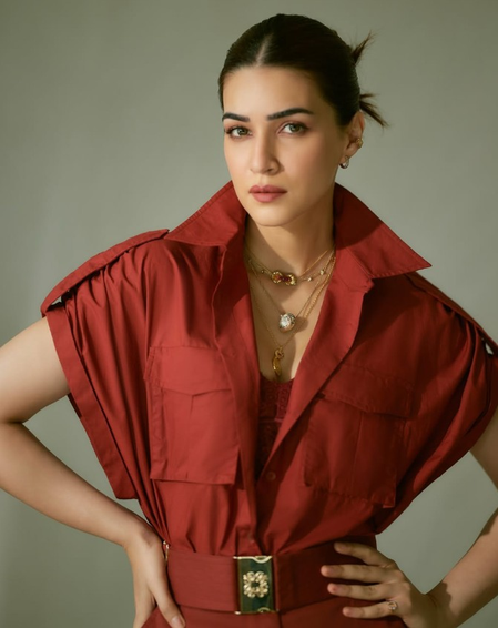 कई सालों तक निर्देशक आनंद एल. राय के पीछे पड़ी रही कृति सेनन, अब एक्ट्रेस ने बताई वजह कई सालों तक निर्देशक आनंद एल. राय के पीछे पड़ी रही कृति सेनन, अब एक्ट्रेस ने बताई वजह