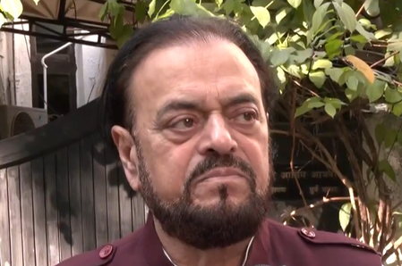 सऊदी अरब हादसे में मृतकों के परिजनों को मुआवजा दे भारत या सऊदी सरकार अबू आजमी सऊदी अरब हादसे में मृतकों के परिजनों को मुआवजा दे भारत या सऊदी सरकार अबू आजमी