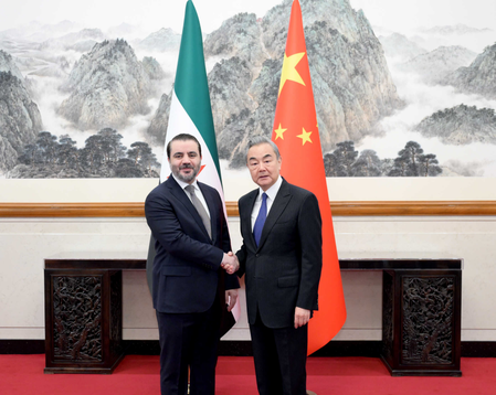 चीनी विदेश मंत्री वांग यी की सीरियाई समकक्ष से वार्ता, आतंकवाद-विरोधी सहमति पर दिया बल चीनी विदेश मंत्री वांग यी की सीरियाई समकक्ष से वार्ता, आतंकवाद-विरोधी सहमति पर दिया बल