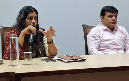 एसआईआर पर जिलाधिकारी ने आरडब्ल्यूए, क्रेडाई अधिकारी और बिल्डर्स के साथ की महत्वपूर्ण बैठक एसआईआर पर जिलाधिकारी ने आरडब्ल्यूए, क्रेडाई अधिकारी और बिल्डर्स के साथ की महत्वपूर्ण बैठक