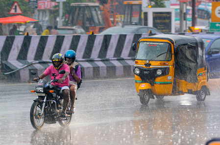 IMD warns of heavy rain in eight TN districts today