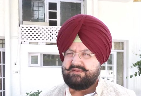 रॉबर्ट वाड्रा पर मानहानि का मुकदमा दर्ज होना चाहिए फतेह जंग सिंह बाजवा रॉबर्ट वाड्रा पर मानहानि का मुकदमा दर्ज होना चाहिए फतेह जंग सिंह बाजवा