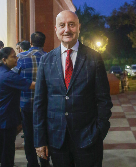 रोज भगवान से प्रार्थना करती थी, तन्वी द ग्रेट को फीप्रेस्की अवॉर्ड मिलने पर अनुपम खेर की मां हुईं भावुक रोज भगवान से प्रार्थना करती थी, तन्वी द ग्रेट को फीप्रेस्की अवॉर्ड मिलने पर अनुपम खेर की मां हुईं भावुक