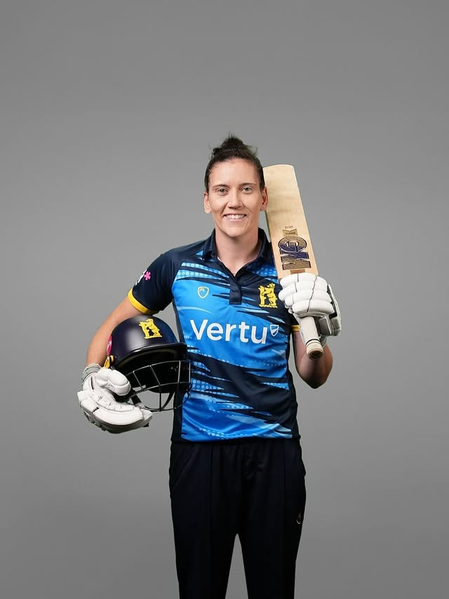 सिडनी थंडर से जुड़ीं एम अर्लोट, पहली बार खेलेंगी डब्ल्यूबीबीएल सिडनी थंडर से जुड़ीं एम अर्लोट, पहली बार खेलेंगी डब्ल्यूबीबीएल