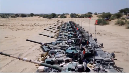 रक्षा निर्माण में आत्मनिर्भरता भारत में बनेंगे आधुनिक युद्धक वाहन व रक्षा उपकरण