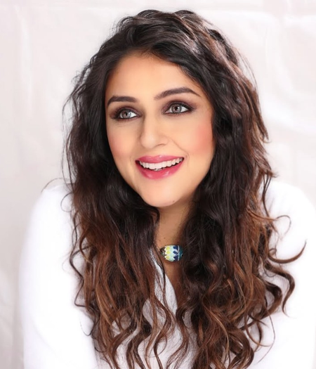 बर्थडे गर्ल आरती  तीन साल की उम्र में विज्ञापन, 17 में मिस इंडिया वर्ल्डवाइड और 19 में बॉलीवुड डेब्यू