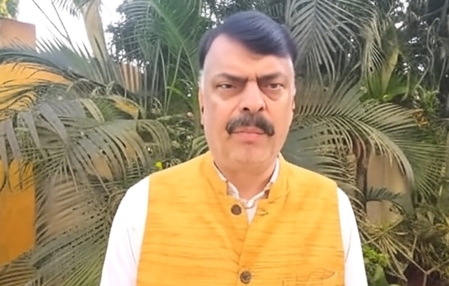 अब तक कहां थे ये लोग? राहुल गांधी को पत्र भेजने वाले अधिकारियों पर राजेश ठाकुर ने उठाया सवाल