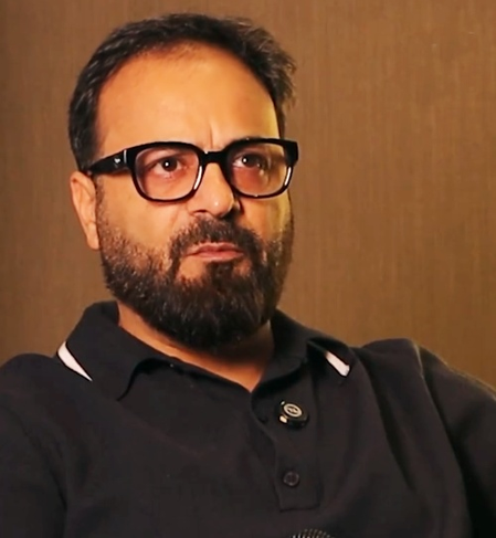 Tarun Mansukhani on shooting with Kareena, Ranbir & family for 'Dining with the Kapoors': 'It was chaotic'