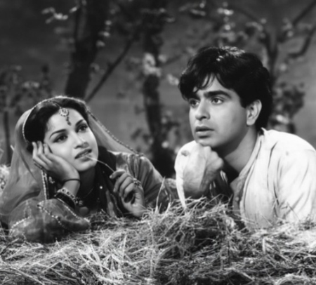 Saira Banu recalls a touching memory of late Kamini Kaushal from 'Purab Aur Paschim' reflecting on the latter's kindness