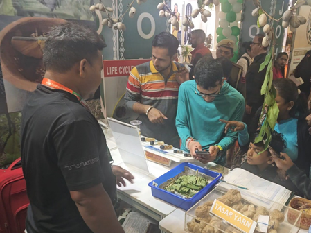 नई दिल्ली  अंतर्राष्ट्रीय व्यापार मेला में 10 साल बाद डिफेंस पवेलियन, झारखंड की विशेष प्रदर्शनी आकर्षण का मुख्य केंद्र