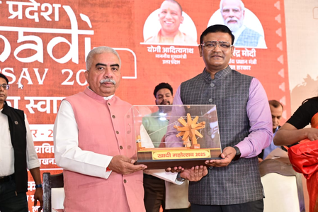 खादी महोत्सव का शुभारंभ : उद्यमिता, रोजगार और स्वदेशी उद्योग को बढ़ावा देने का बड़ा मंच