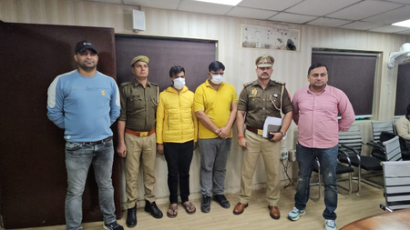 नोएडा में फर्जी कॉल सेंटर का पर्दाफाश, बेरोजगार युवकों को ठगने वाले आरोपी गिरफ्तार