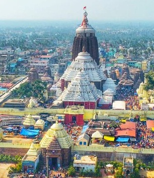 इस मंदिर के ऊपर से नहीं उड़ते पक्षी या जहाज, जानिए क्या है रहस्य? 