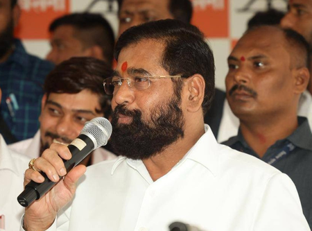 मैदान में उतर चुकी हैं शिवसेना और रिपब्लिकन सेना एकनाथ शिंदे