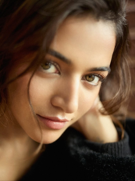 Wamiqa Gabbi shares unfiltered late-night thoughts before calling it a day