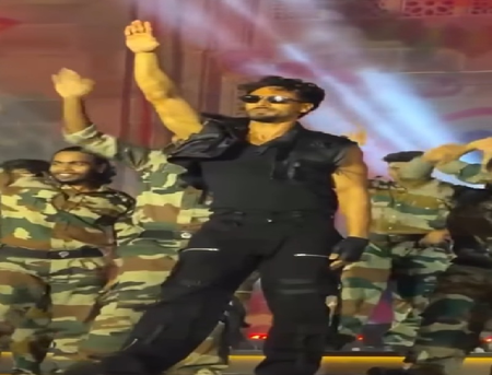 टाइगर श्रॉफ ने 26/11 और पहलगाम हमले के शहीदों को डांस परफॉर्मेंस के जरिए दी भावपूर्ण श्रद्धांजलि