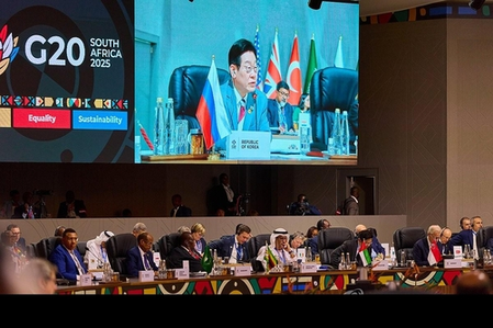 South Korean President Lee vows to host G20 summit in 2028 with 'profound sense of responsibility' South Korean President Lee vows to host G20 summit in 2028 with 'profound sense of responsibility'