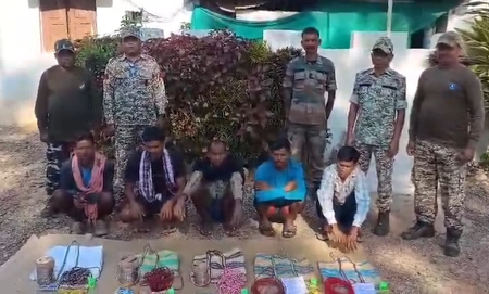 बीजापुर पुलिस को बड़ी सफलता, विस्फोटक सामग्री के साथ 7 माओवादी गिरफ्तार