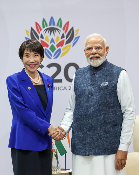 जोहान्सबर्ग में पीएम मोदी ने जापान की प्रधानमंत्री साने ताकाइची से मुलाकात की