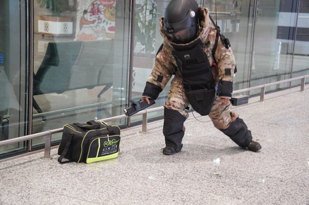 लखनऊ एयरपोर्ट पर मॉक ड्रिल का आयोजन, सीआईएसएफ ने परखी तैयारियां