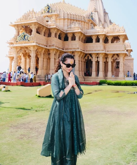 कंगना रनौत ने काशी में किए कालभैरव के दर्शन, पीएम मोदी के राम राज्य की तारीफ की