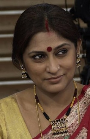 महाभारत की 'द्रौपदी' : रूपा गांगुली ने एक ही टेक में किया 'चीरहरण' का सीन पूरा, शूट के बाद फूट-फूट कर रोने लगी