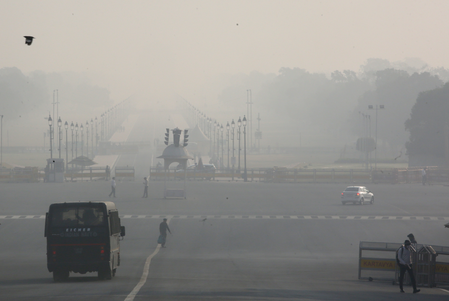 'Can't even go for morning walk': CJI Surya Kant flags Delhi pollution, lawyers seek virtual hearing