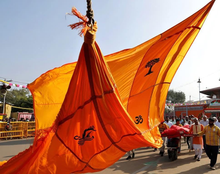 अयोध्या ध्वजारोहण समारोह 20 फीट विशाल केसरिया धर्म ध्वज की पहली तस्वीर आई सामने, सूर्य-ॐ अंकित