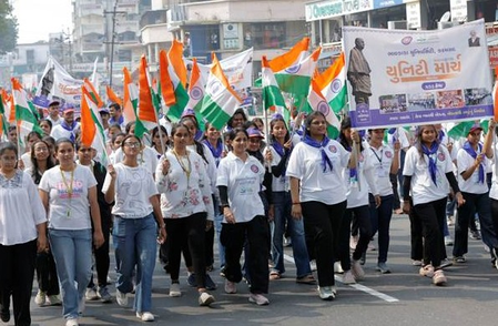 राष्ट्रीय एकता पदयात्रा शुरू, सरदार पटेल की 150वीं जयंती पर देशभर के युवा एक साथ चले